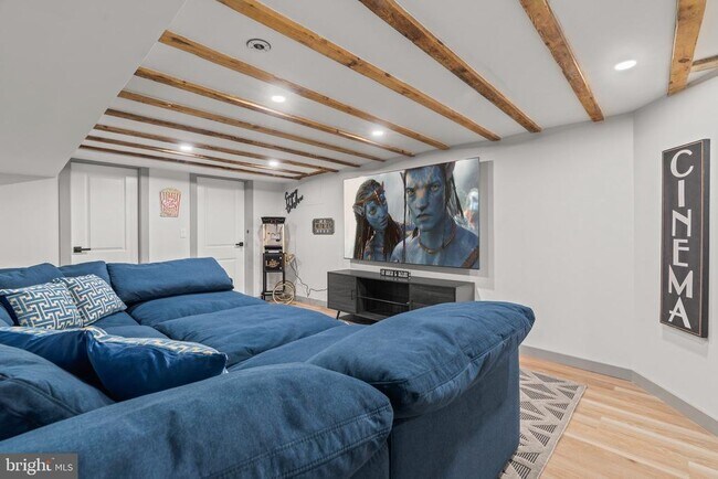 Building Photo - 2232 S 17th St