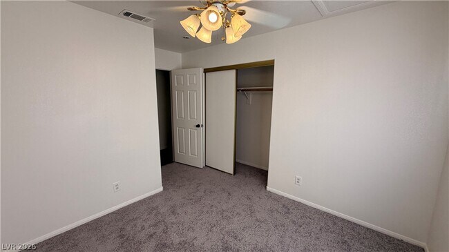 Building Photo - 6263 Dalbergia Ave