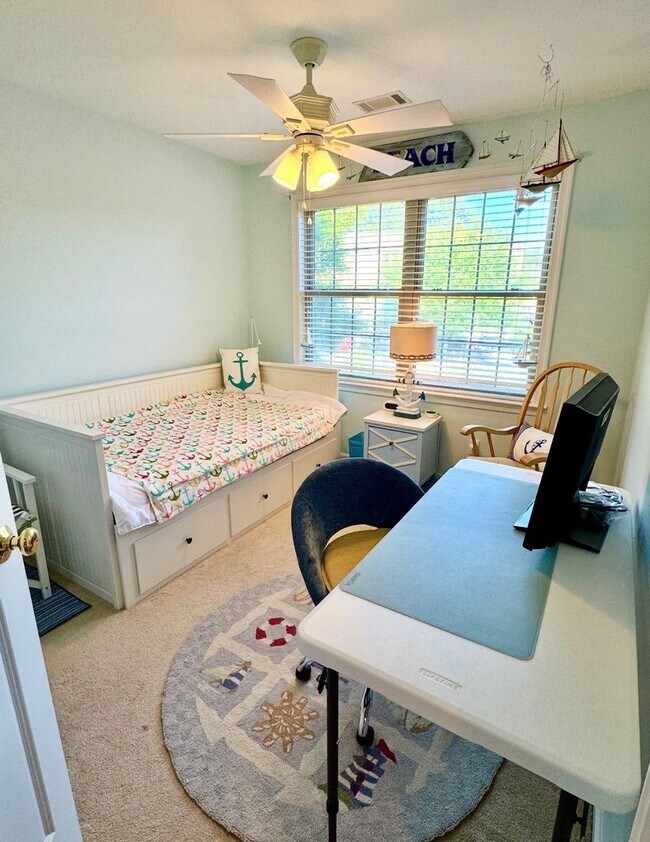 Building Photo - Fully Furnished Coastal Home in Gated Allenwood Community | Steps from Pool, Minutes from Schools...