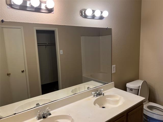 Building Photo - 1253 Highview Dr