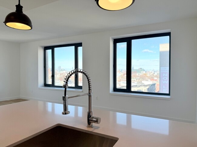 Interior Photo - 409 Eastern Pkwy