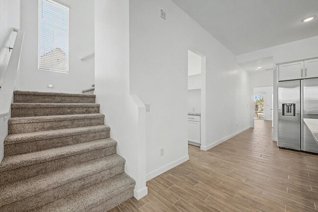 Building Photo - 8232 E University Dr