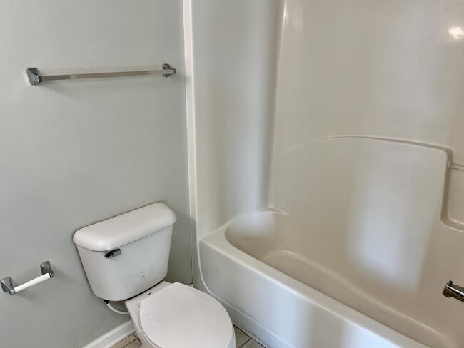 Building Photo - 280 Swaying Pine Ct