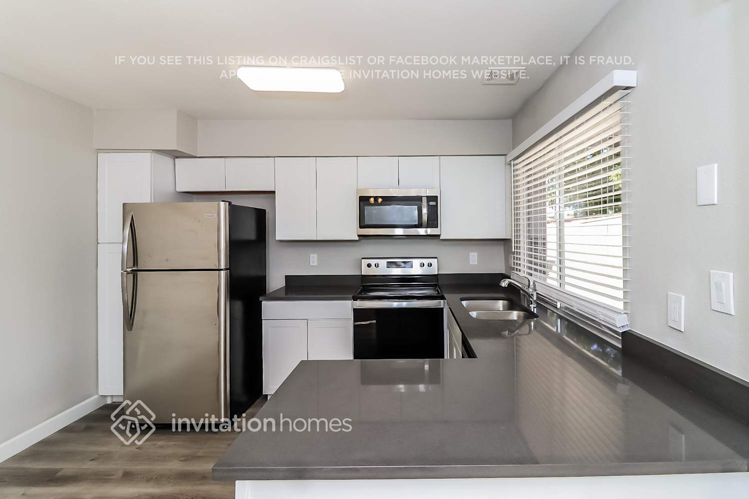 Building Photo - 3713 W Evans Dr