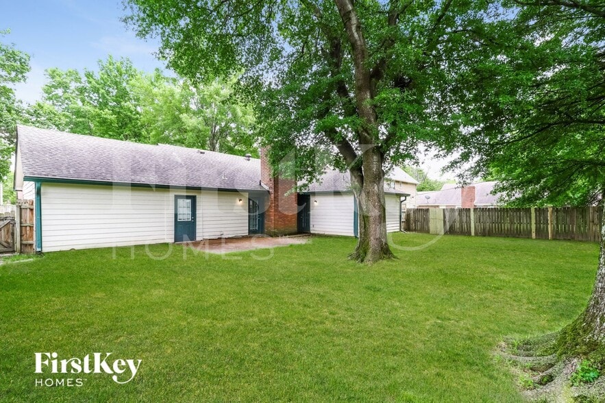 Building Photo - 2439 Dove Glen Cove