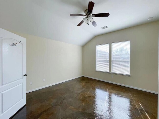 Building Photo - 1618 Eberhart Star Ct
