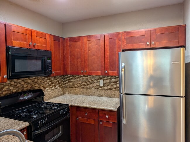 Building Photo - 24145 Del Monte Dr.