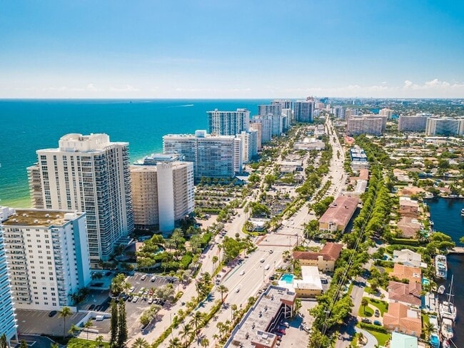 Building Photo - 4250 Galt Ocean Dr