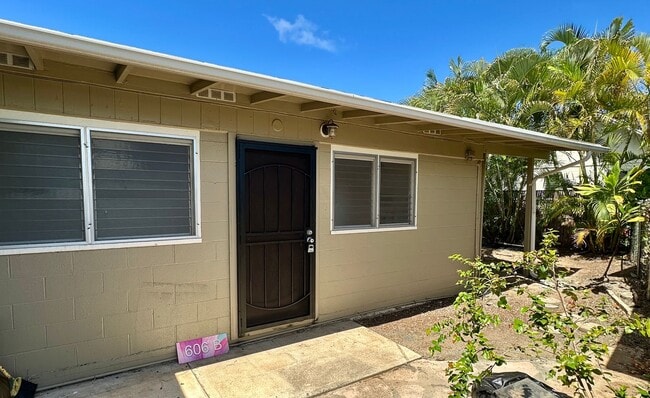 Primary Photo - 606B Kaulani Way