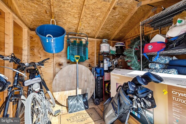 Building Photo - 103 Front St