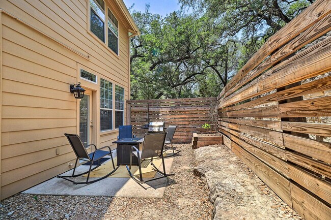 Building Photo - 21100 Santa Ana Cove