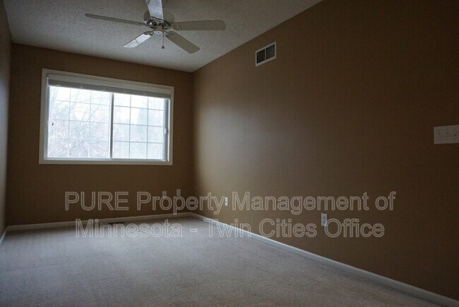 Building Photo - 506 Mariner Way