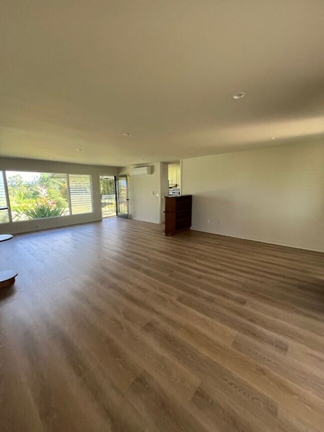 Building Photo - Stunning Newly Renovated Rim Lot in Wahiaw...