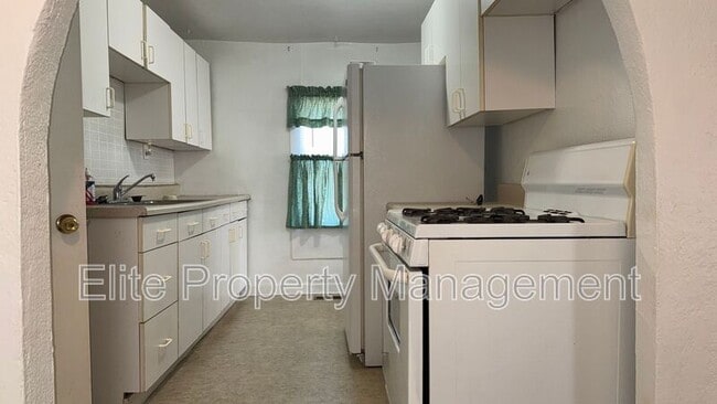 Building Photo - 505 Orange St