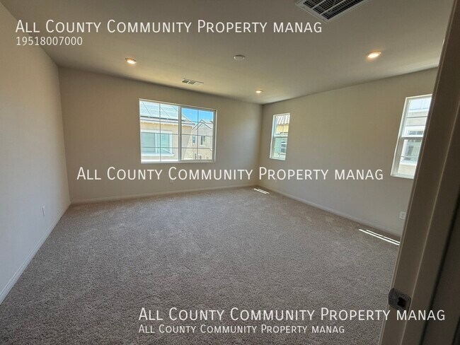 Building Photo - 26604 Ashley Rd