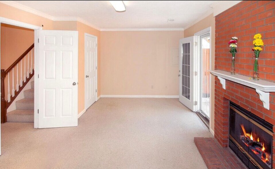 Building Photo - 14096 Winding Ridge Ln