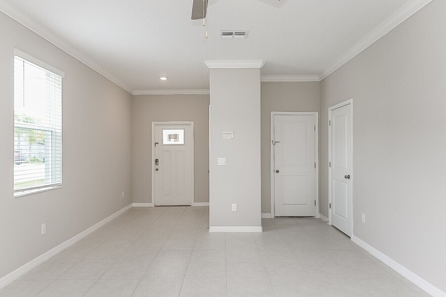Building Photo - 2191 Azure View Way