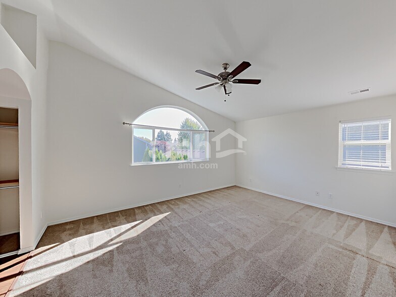 Building Photo - 9022 176th St Ct E