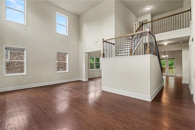 Building Photo - 550 Nichols View Way
