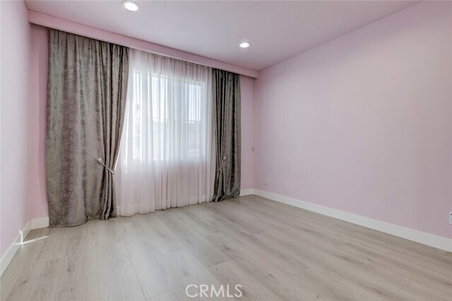 Building Photo - 27943 Brookdale Ct