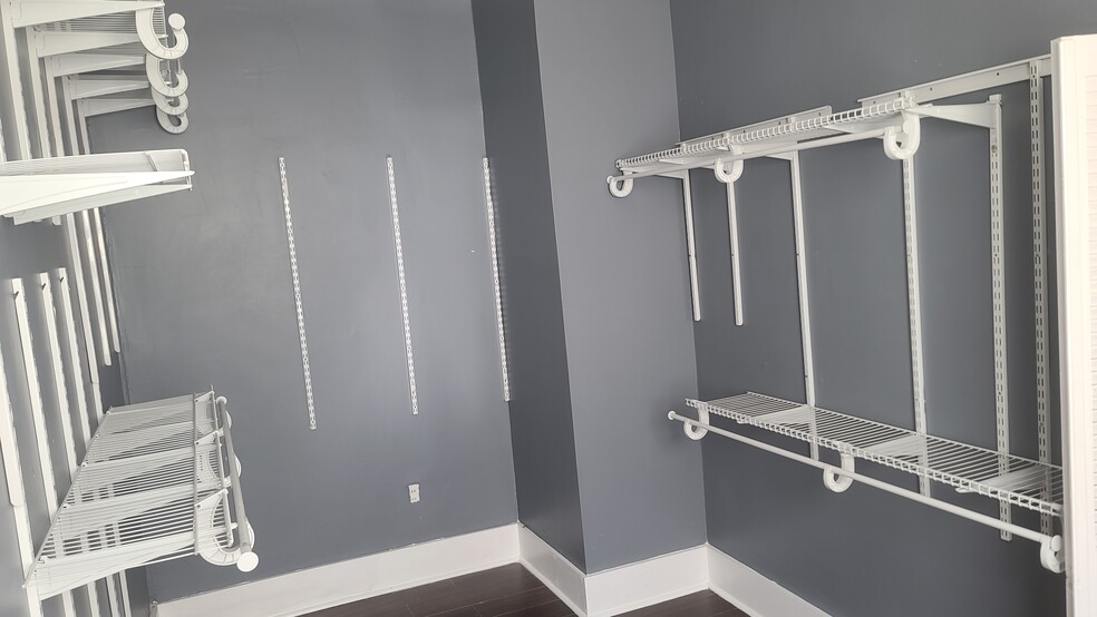 Walk-in closet - 2614 N Galvez St