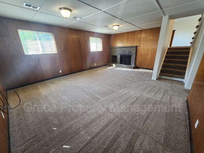Building Photo - 10946 Melody Dr
