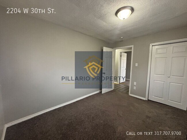 Building Photo - 2204 W 30th St
