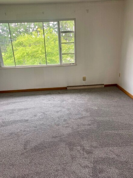 Building Photo - 1713 Shatto Ave