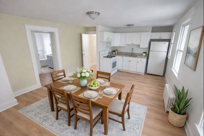 Building Photo - 12 East St