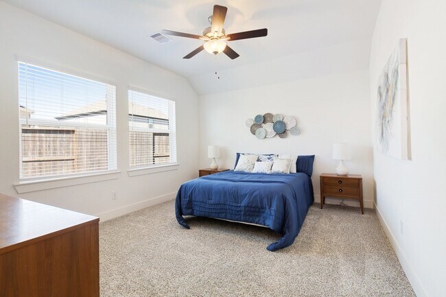 Building Photo - 10122 Crescendo Wy