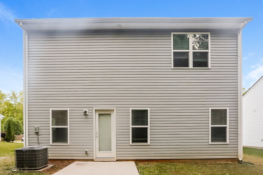 Building Photo - 6315 Sydney Mae Ln