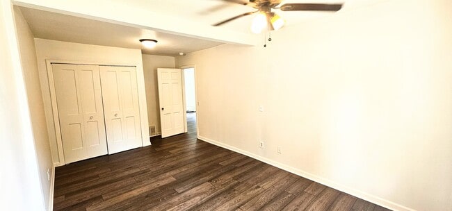 Building Photo - 1519 Baker Dr