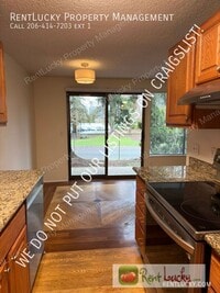 Building Photo - 12510 NE 117th Pl