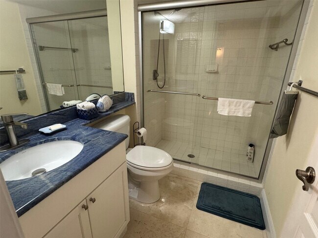 Building Photo - 5000 N Ocean Dr