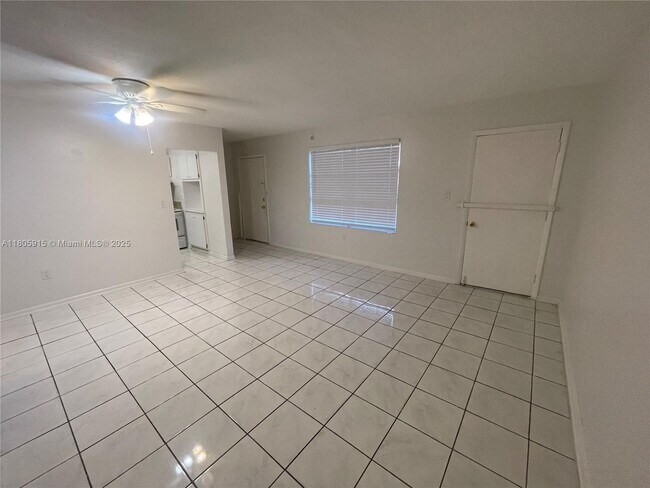 Building Photo - 3881 W Flagler St