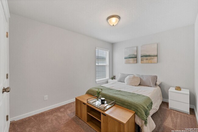 Building Photo - 4323 W Vasquez Cir