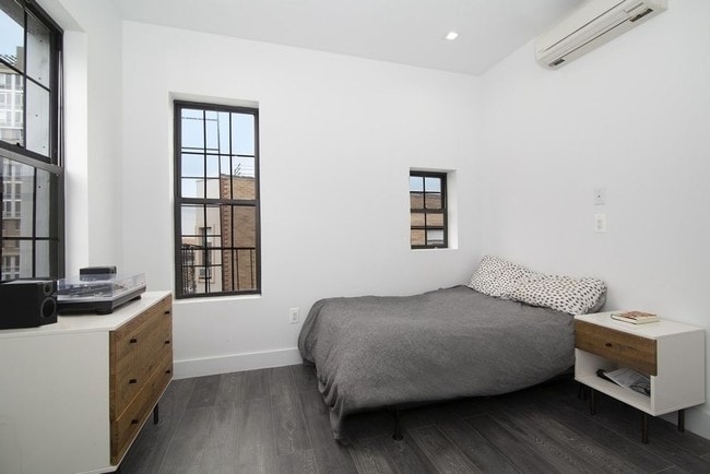 Floorplan - 238  Wyckoff Avenue