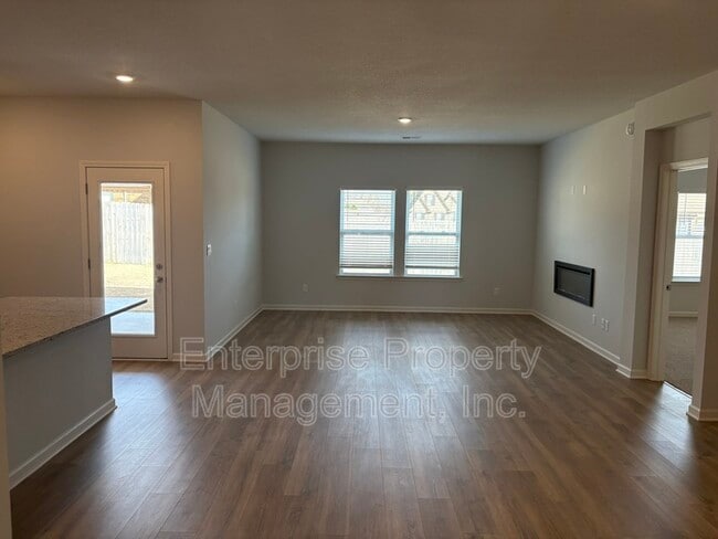 Building Photo - 265 Kipling Dr