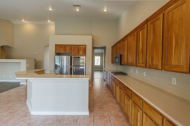 Building Photo - 1344 Temporale Dr
