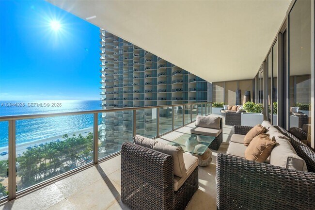 Building Photo - 9705 Collins Ave