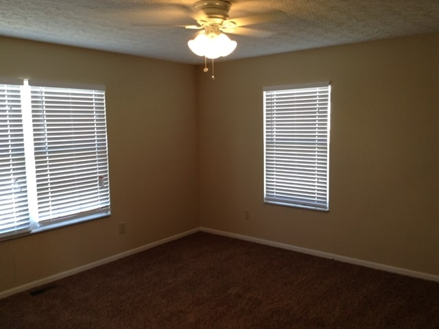 Building Photo - 206 Aston Ct
