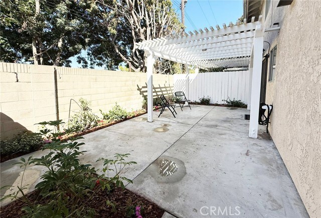 Building Photo - 18301 Patterson Ln