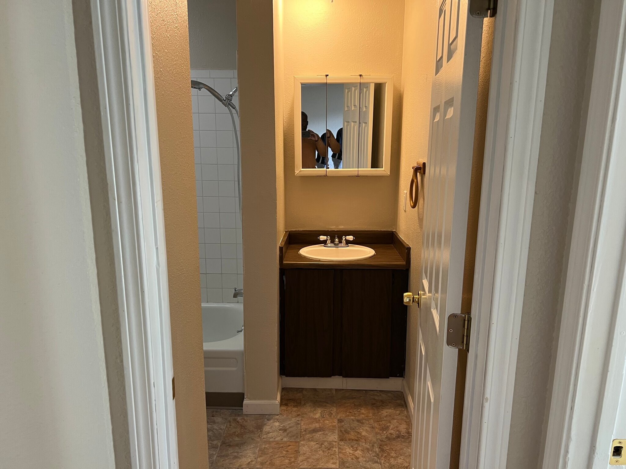 Building Photo - 4610 Reka Dr