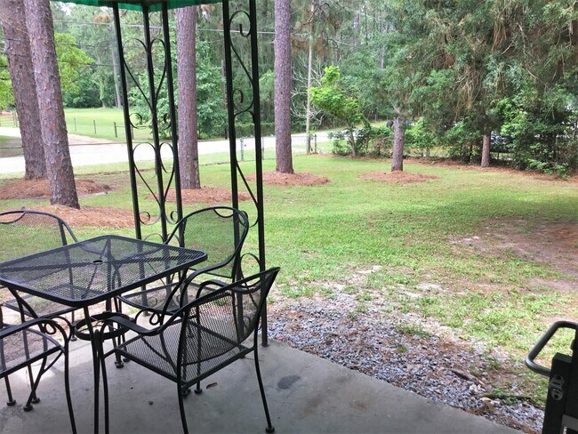 Building Photo - 101 Pound Dr