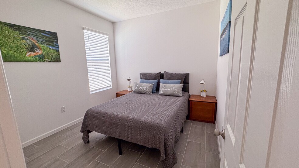 Bedroom 3 - 2463 Middlebury Dr SE