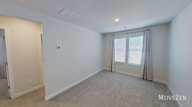 Building Photo - 269 Lavinia Cir