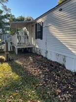 Building Photo - 2510 Hyde Cir