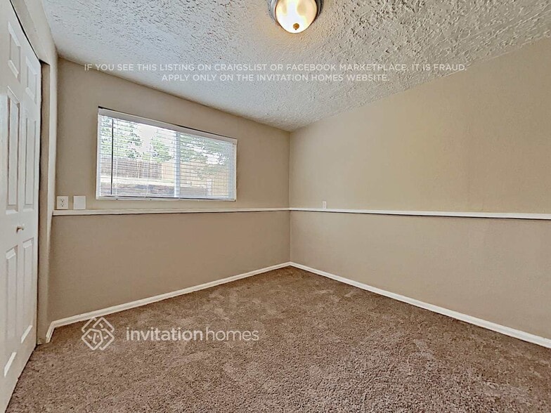 Building Photo - 267 Vehr Dr