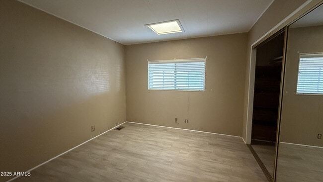 Building Photo - 9342 E Citrus Ln S