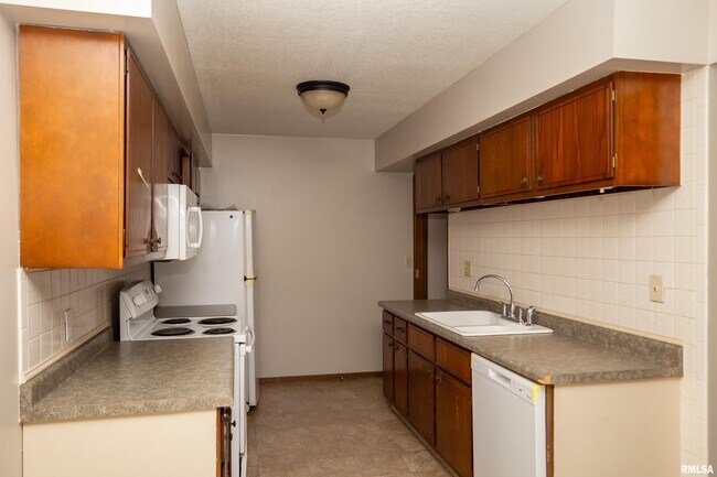 Building Photo - 3402 56th St Pl